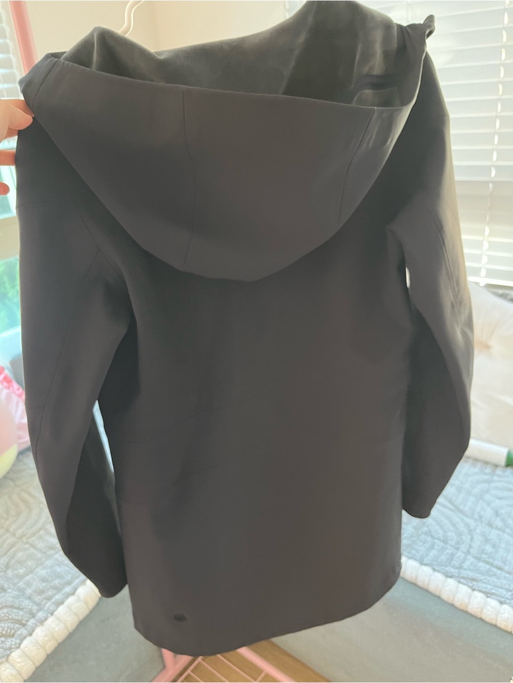 NWOT Lululemon RepelShell Rain Jacket 6 - Picture 11 of 12